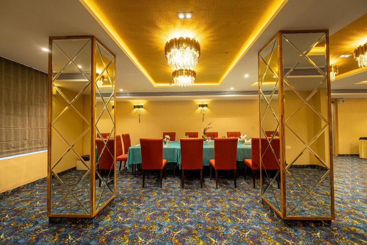 The Bastion Hotel Bhopál Kültér fotó